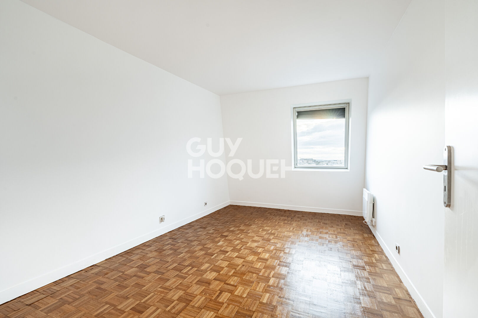 4 PIECES DERNIER ETAGE AVEC CAVE ET PARKING