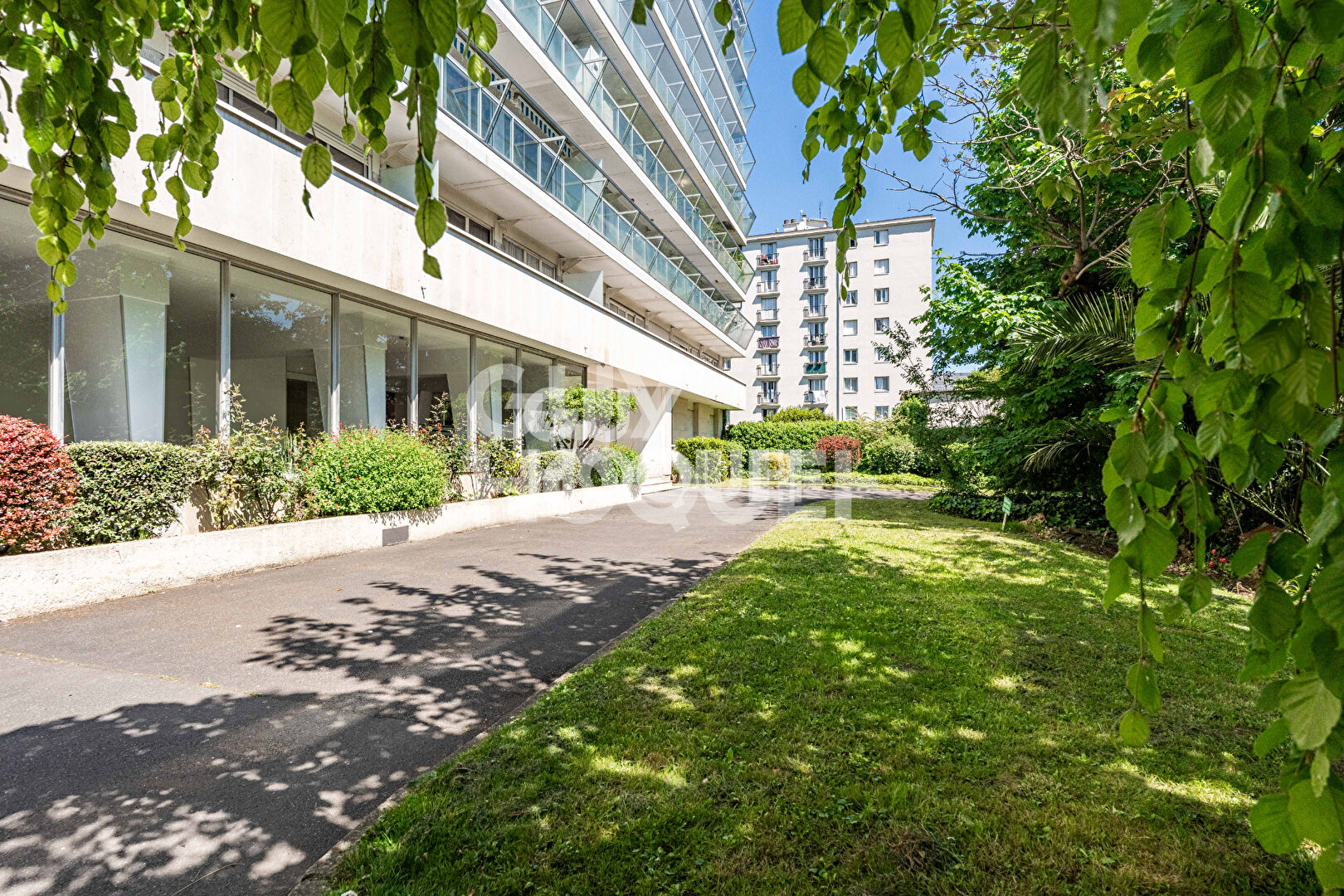 Appartement Asnieres Sur Seine 3/4 pièce(s) 86m2 avec balcon, cave et parking