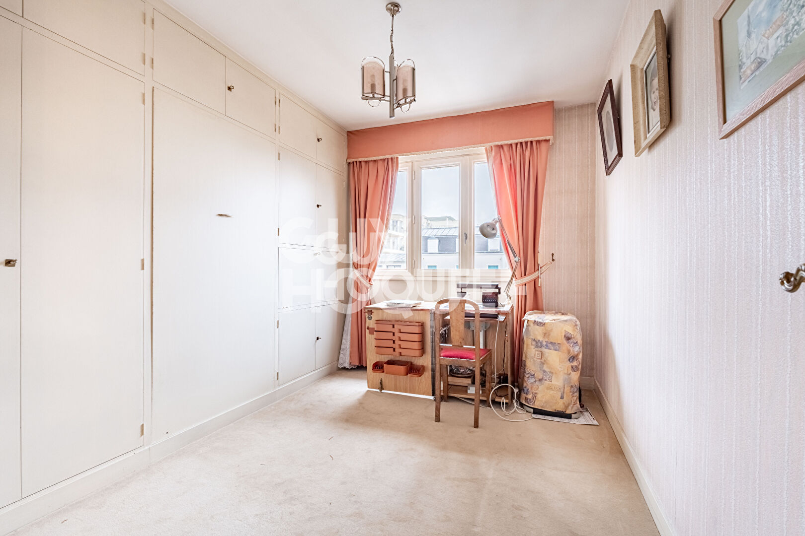 Maison La Garenne Colombes 6 pièce(s) 225 m2