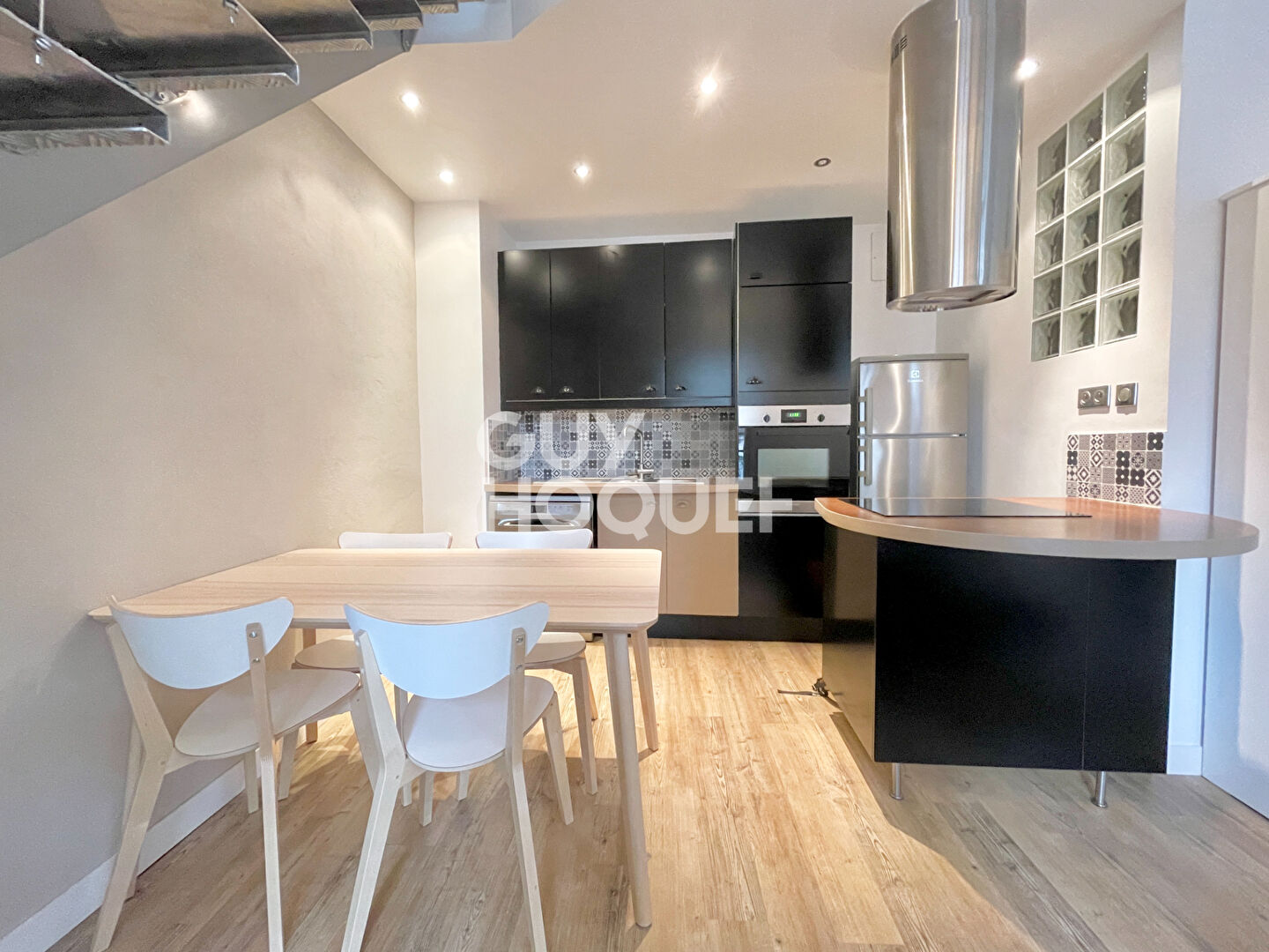 Appartement Asnieres Sur Seine 3 pièce(s)