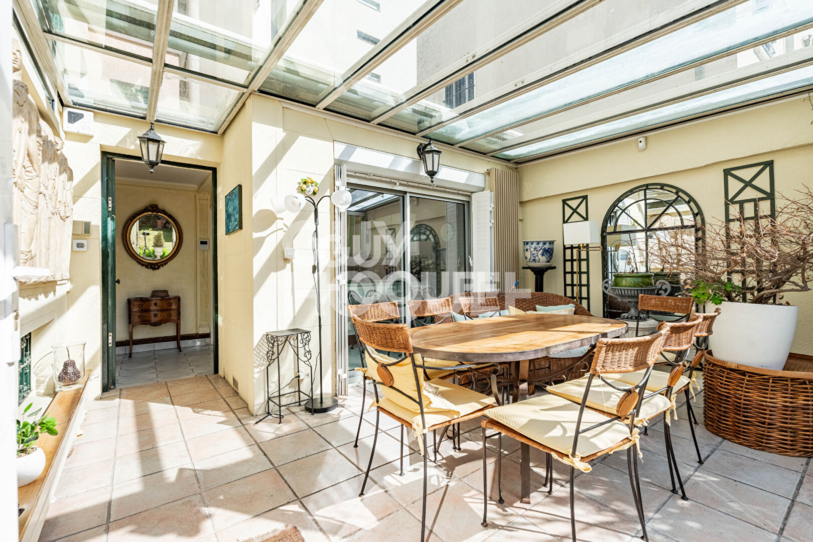 Maison de Prestige à Vendre à Courbevoie - Référence 4842