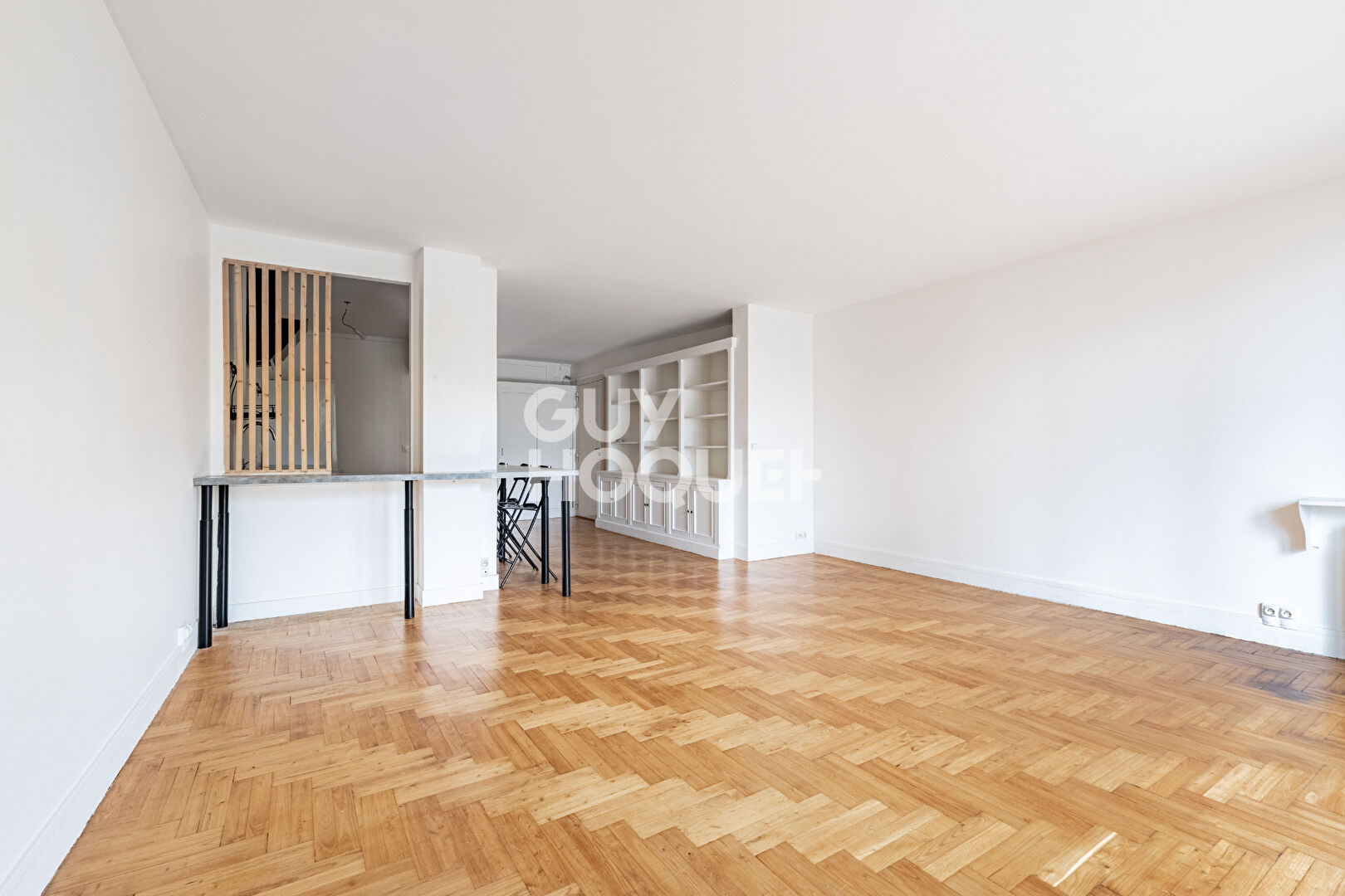 BOULOGNE BILLANCOURT : SPACIEUX 3 PIECES AVEC BALCON