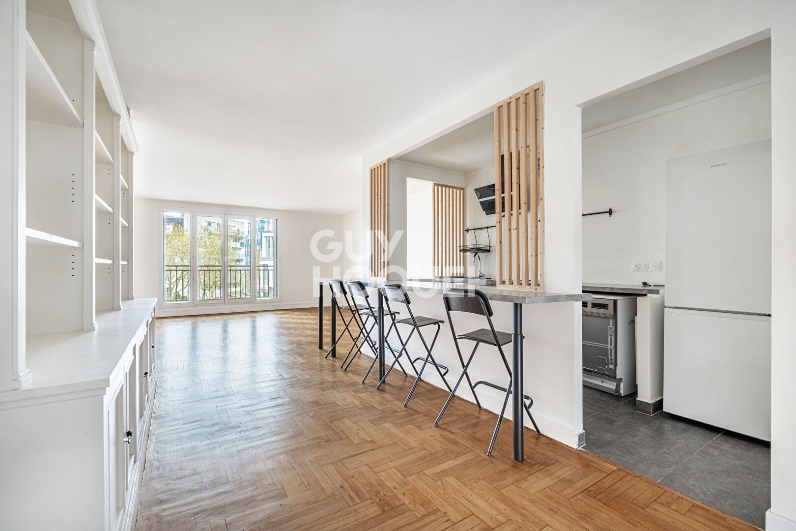 BOULOGNE BILLANCOURT : SPACIEUX 3 PIECES AVEC BALCON