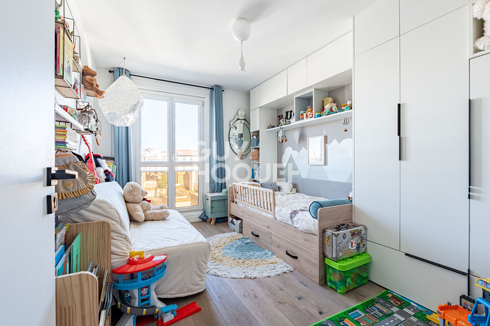 APPARTEMENT 3 PIECES AVEC CAVE ET PARKING