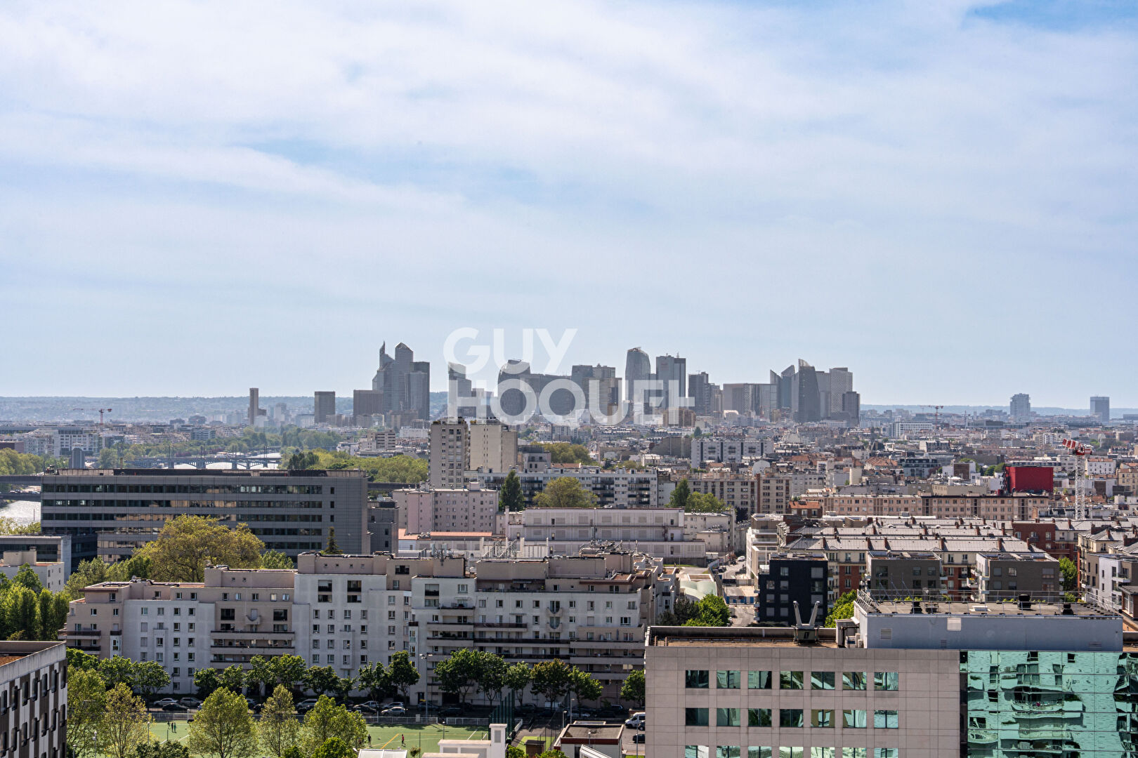 APPARTEMENT 4 PIECES AVEC BALCON ET PARKING