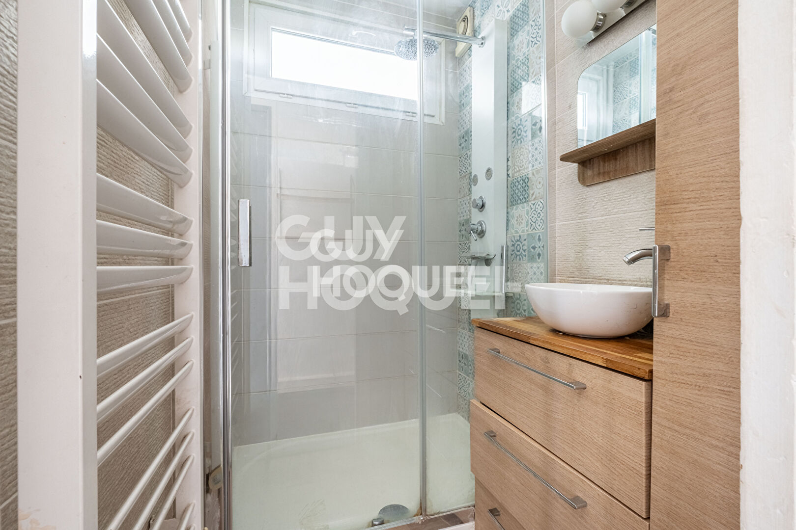 Appartement Asnieres Sur Seine 3 pièces avec balcon (2,75 m²)