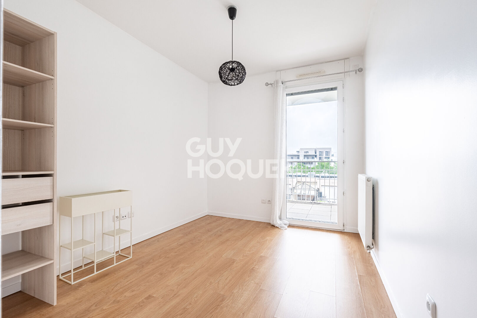 APPARTEMENT 3 PIECES AVEC BALCON ET PARKING 