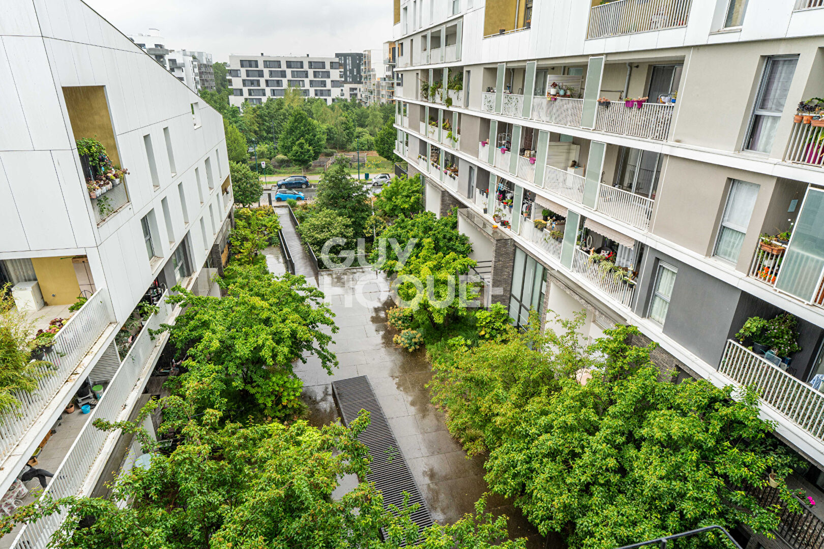 APPARTEMENT 3 PIECES AVEC BALCON ET PARKING 
