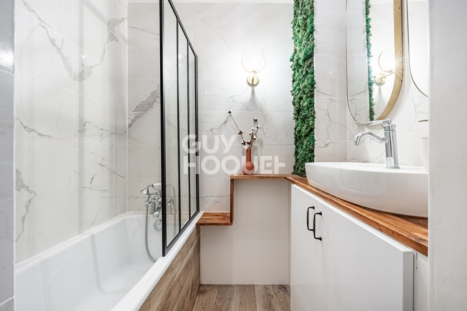 APPARTEMENT 3 PIECES AVEC JARDIN, PARKING ET CAVE