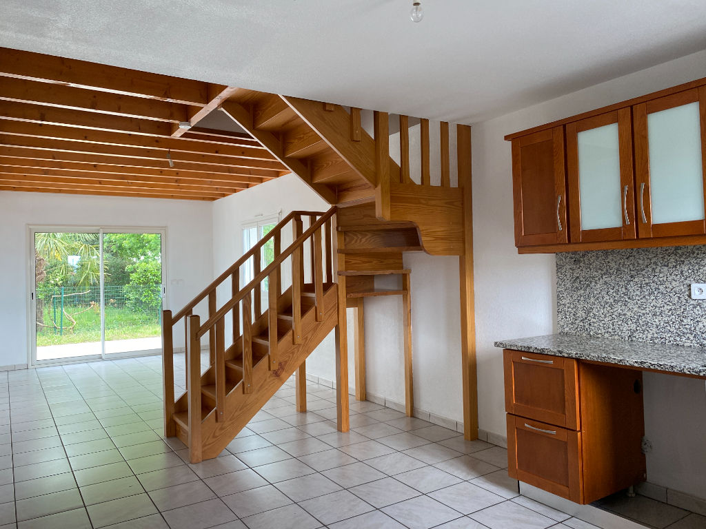 Location maison 4 pièces à LESCAR (64230)