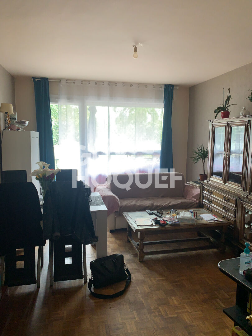 Pau (64000), quartier de la Gare, T3 avec cave et parking privatifs.