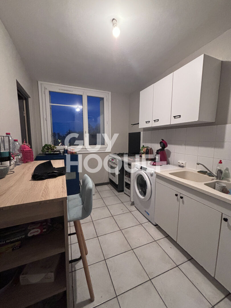 LOCATION d'un appartement T3 (57 m²) à PAU