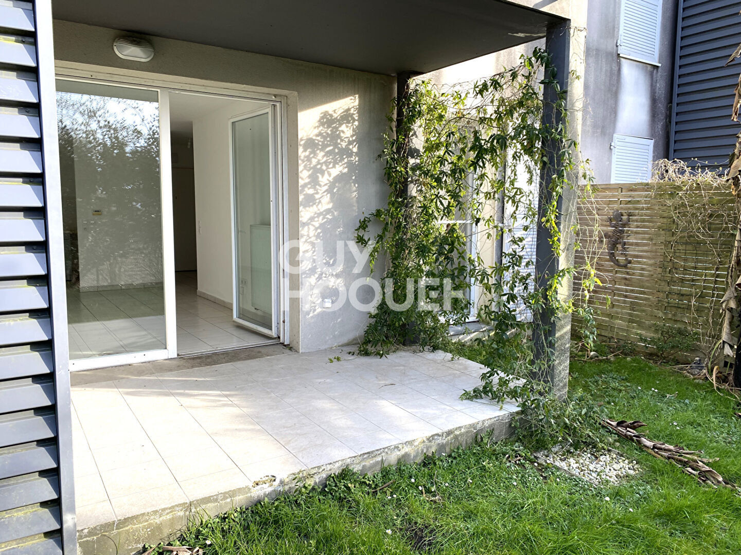 IDRON (64320) : Joli T2 avec terrasse et jardin dans résidence récente