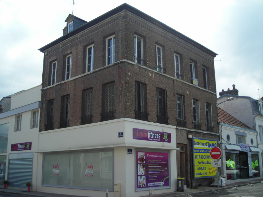 Studio à 200 m de L' IUT D'ELBEUF- Réf  LECA9