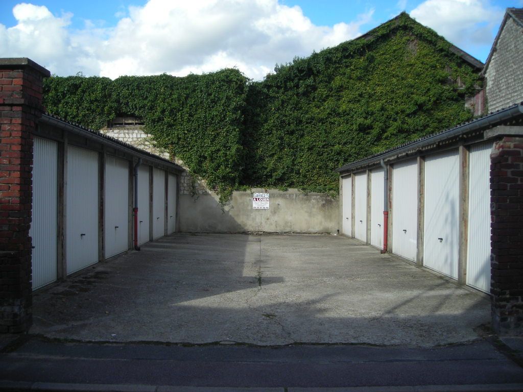 GARAGE A LOUER RUE BLANQUI A CAUDEBEC LES ELBEUF -Réf BLANQ3