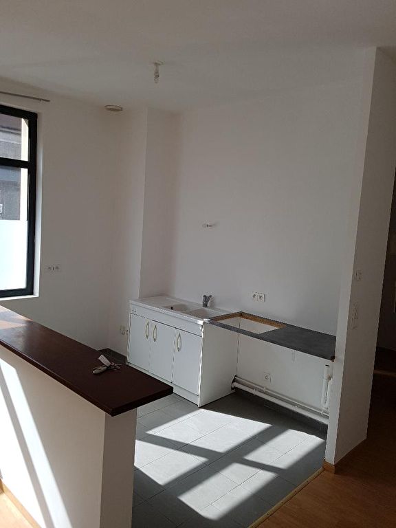 A louer Appartement RDC de type T3  en Résidence - Réf  JVBAN-RDC-D1