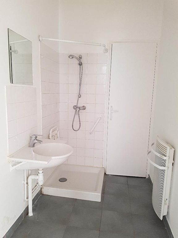 A louer Appartement RDC de type T3  en Résidence - Réf  JVBAN-RDC-D1