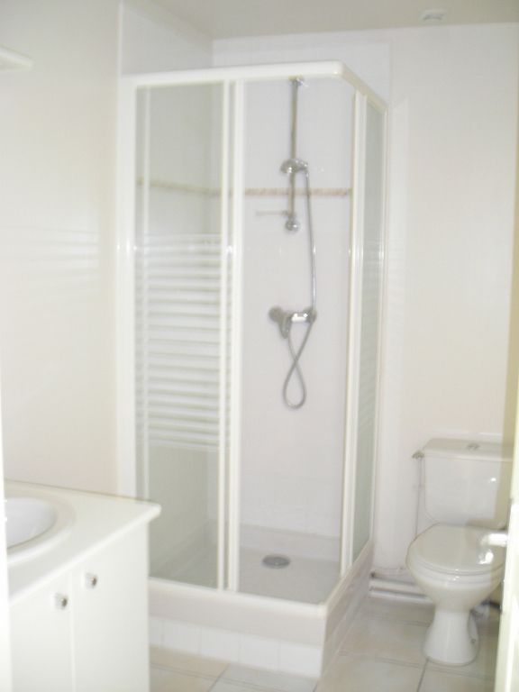 A louer Beau Studio Equipé en Résidence sur ELBEUF- Réf  PREN-3