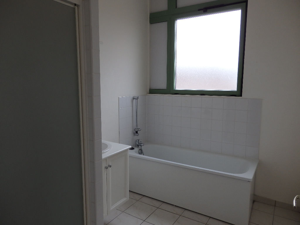 Appartement F3 en duplex sur Elbeuf en résidence