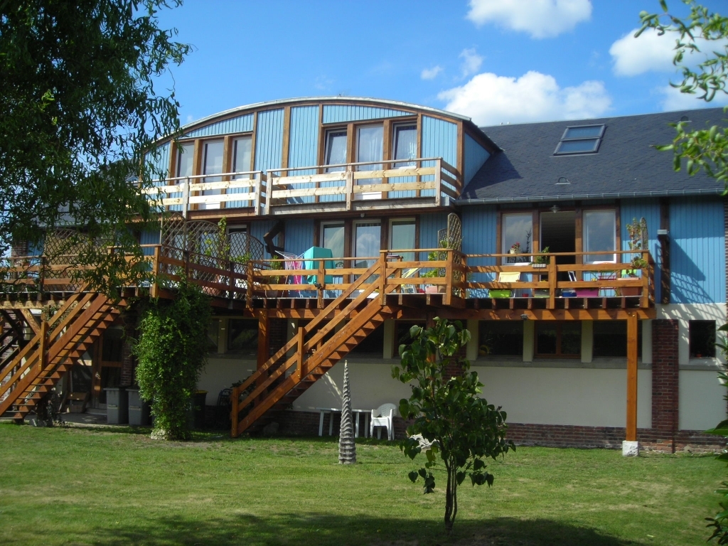 A louer Appartement T3- 27370 THUIT ANGER EN RESIDENCE T3 EN DUPLEX AVEC TERRASSE