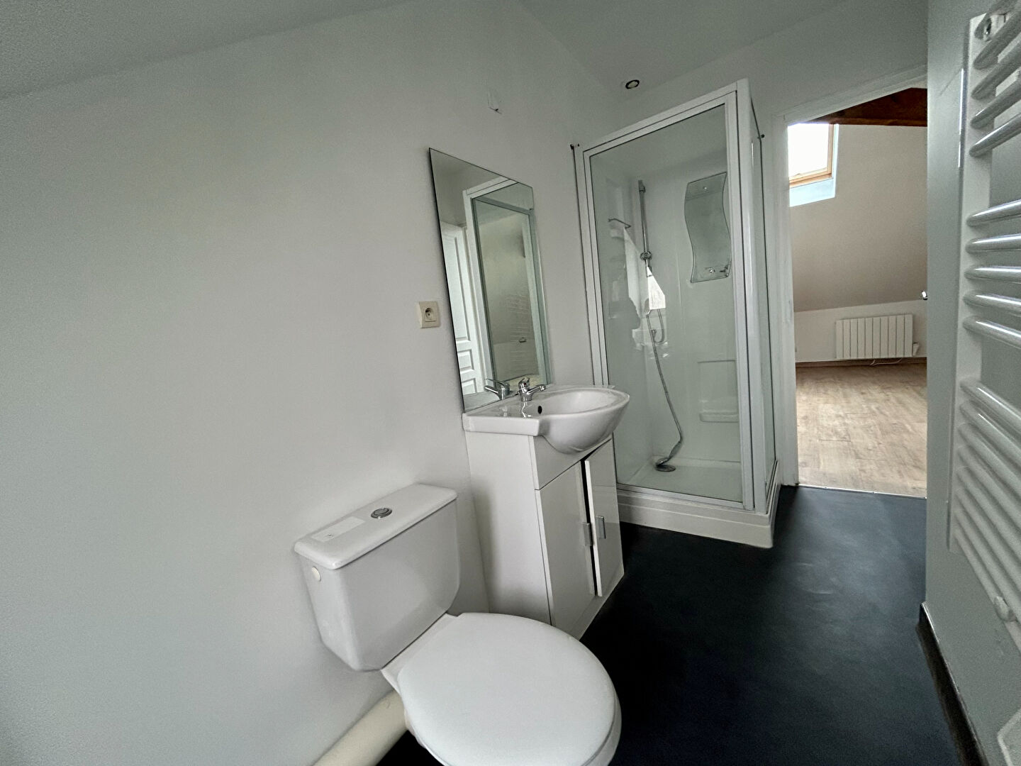 A louer appartement T2  prox IUT - ELBEUF - Réf LECA-11