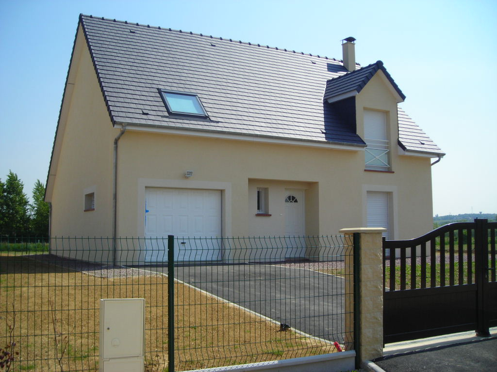 Beau pavillon à Tourville La Rivière (Hameau de Bédanne)