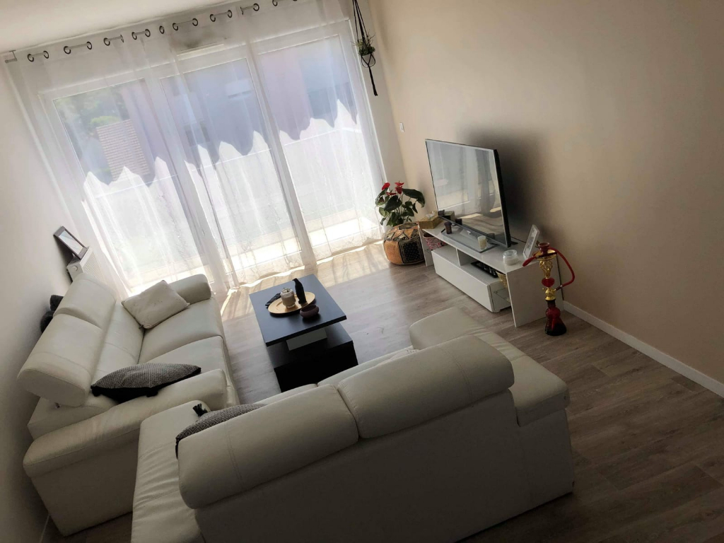 Appartement 2 pièces 48 m2 - COLOMBELLES- réf CALA29