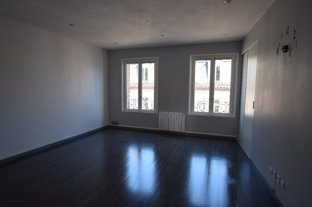 Spacieux T2 65m2 à Elbeuf référence CHBA