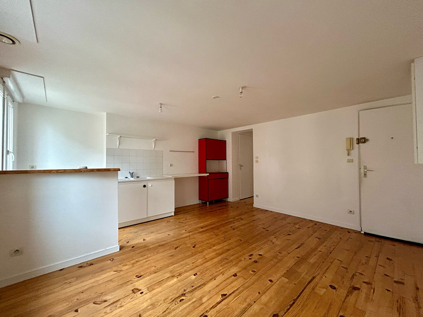 A louer Appartement F2 - Elbeuf 76500- Réf PIRE2