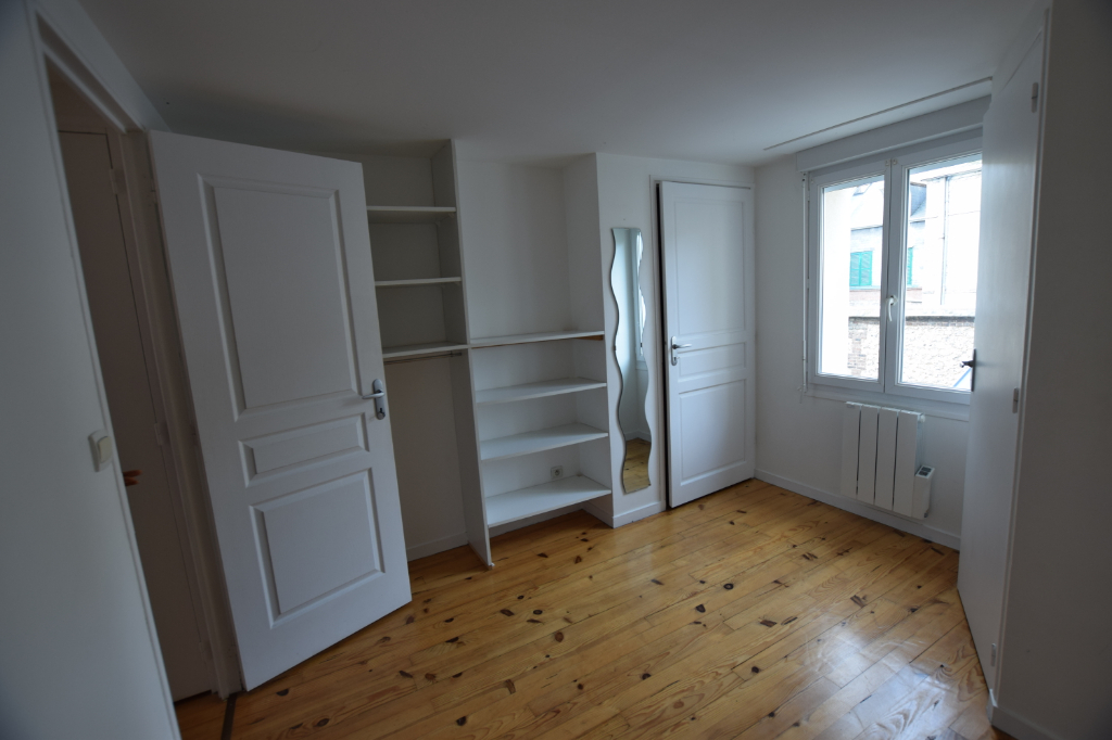 A louer Appartement F2 - Elbeuf 76500- Réf PIRE2