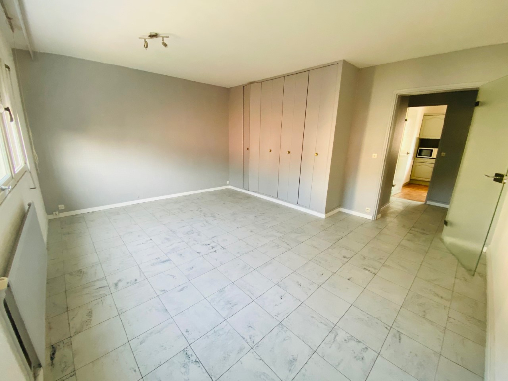 Appartement  2 pièce(s) sur Elbeuf Reference FERMENT