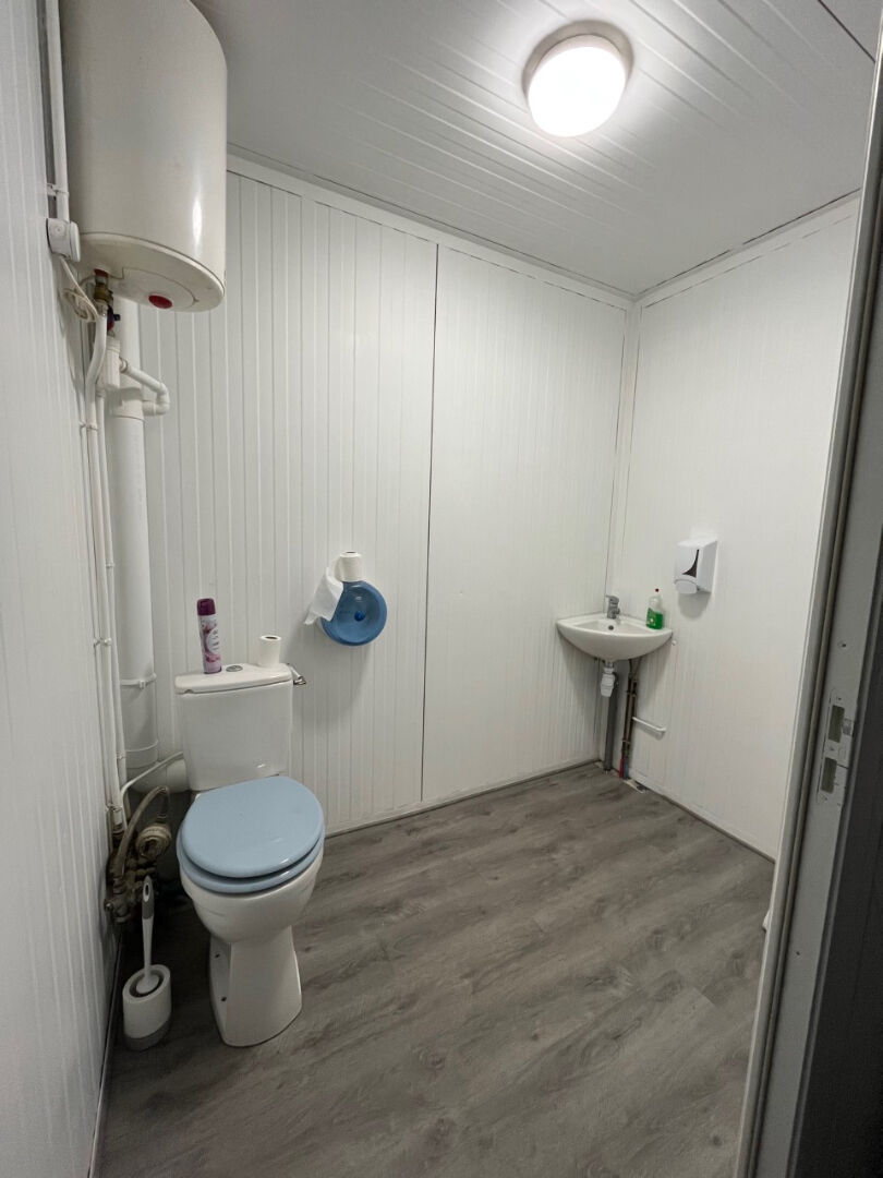 Local commercial  110 m2 - VAL DE REUIL