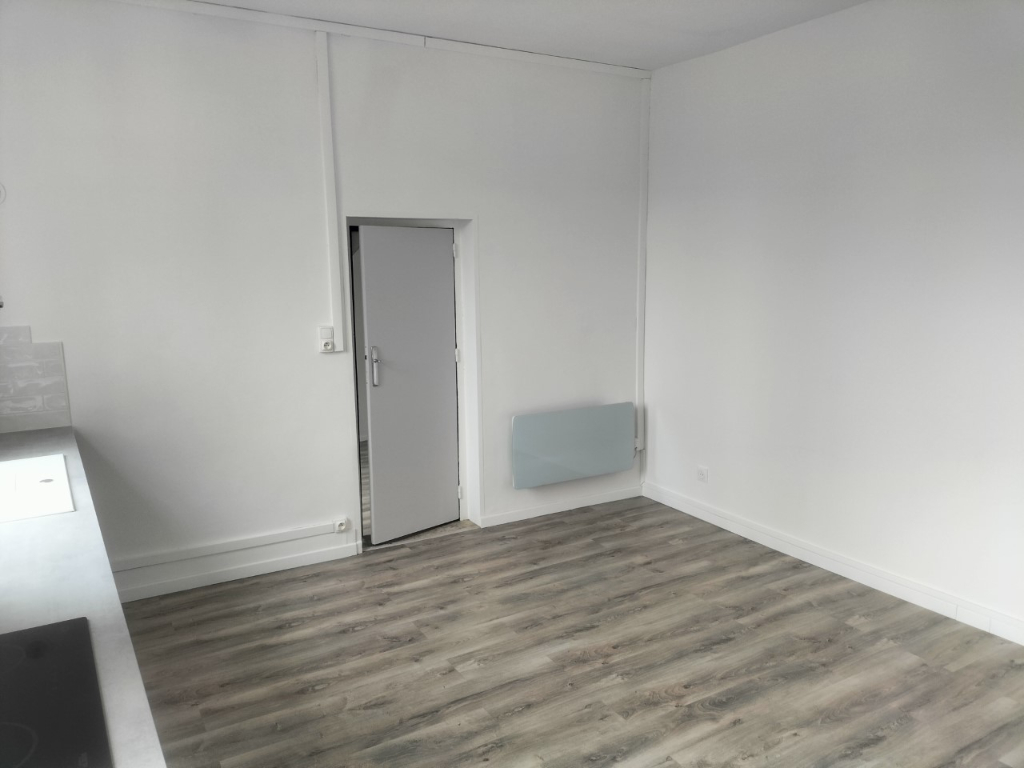 Appartement  2 pièce(s) AVEC GARAGE - Caudebec les Elbeuf 76320