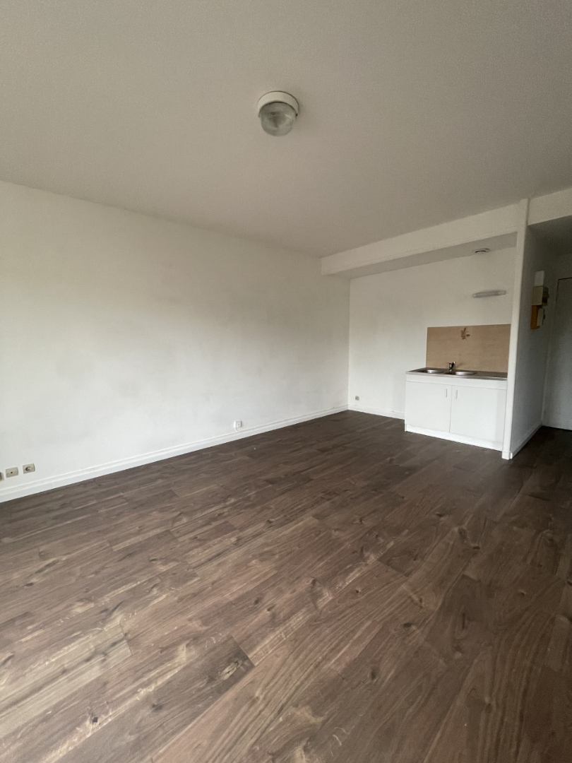 Appartement  2 pièce(s) 42 m2- Référence LAUR-2E-22