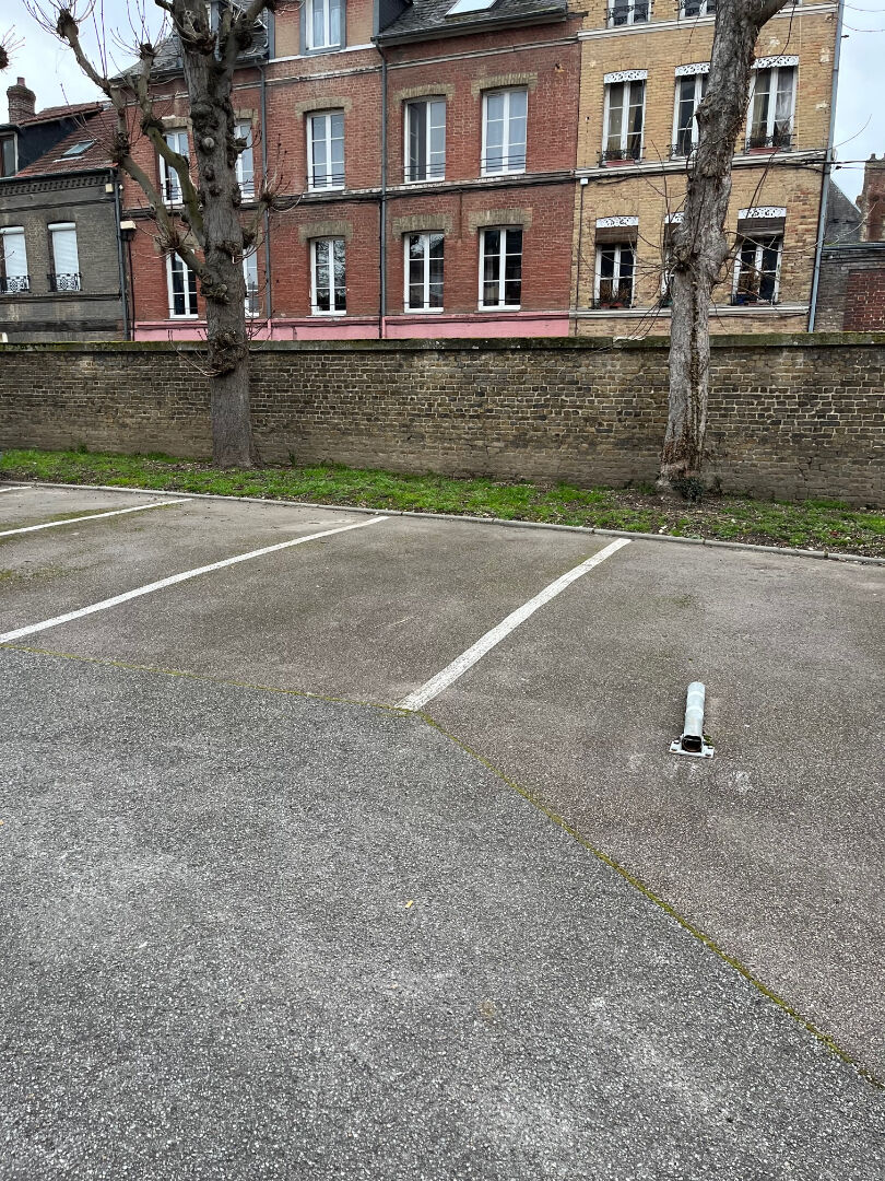 Parking / box  10 m2- 76500 Elbeuf - Réf LAUR-104