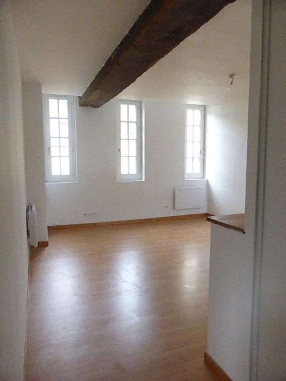 Beau T2 rénové hypercentre de Rouen