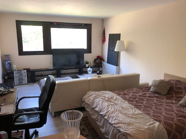 A LOUER STUDIO AVEC PLACE DE PARKING PROCHE DES DOCKS A ROUEN (76000)