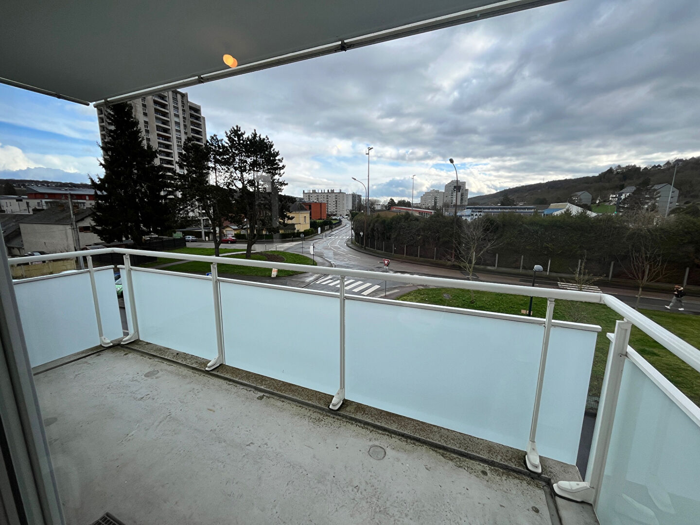 BEAU T2 AVEC BALCON A MAROMME (76150)