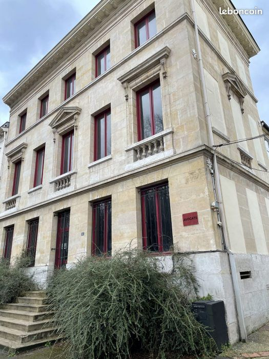 Local commercial Rouen centre