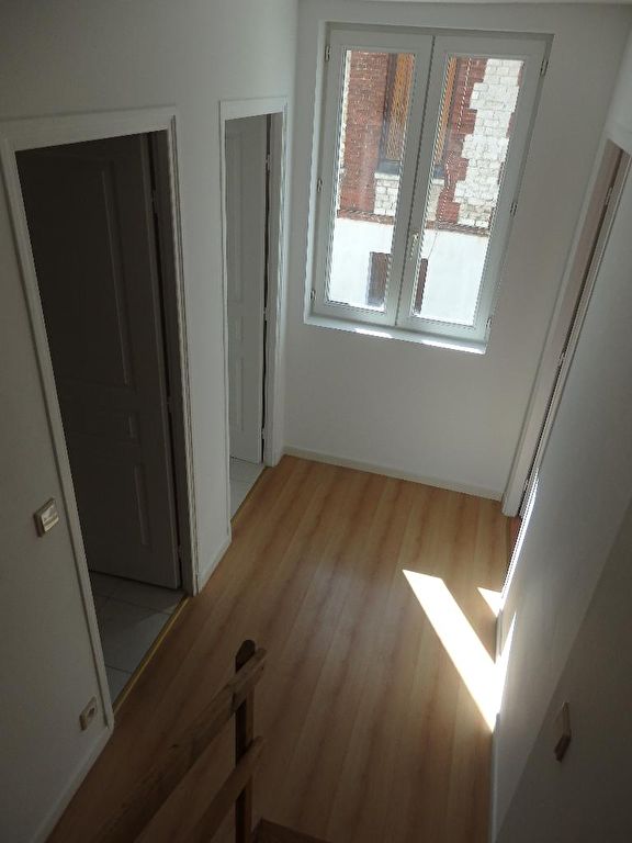 A LOUER MAISON DE VILLE DE TYPE F3 A SOTTEVILLE LES ROUEN (76300)