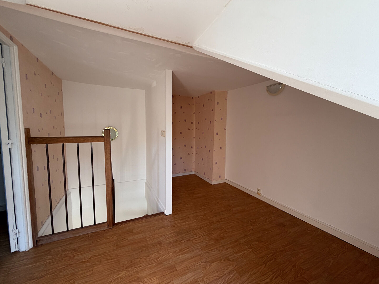 A LOUER MAISON DE VILLE DE TYPE F3 A SOTTEVILLE LES ROUEN (76300)