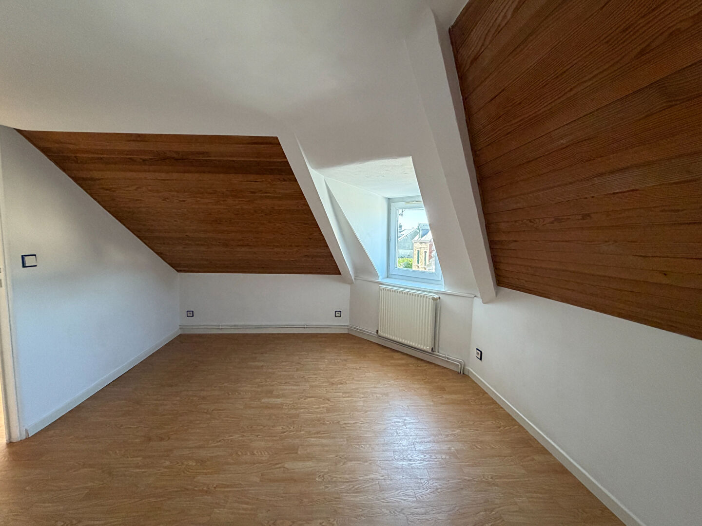A LOUER MAISON DE VILLE DE TYPE F3 A SOTTEVILLE LES ROUEN (76300)