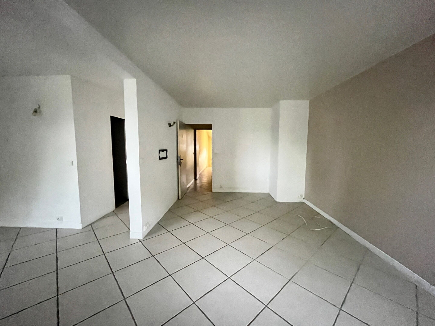 A LOUER GRAND T2  PETIT QUEVILLY (76140)