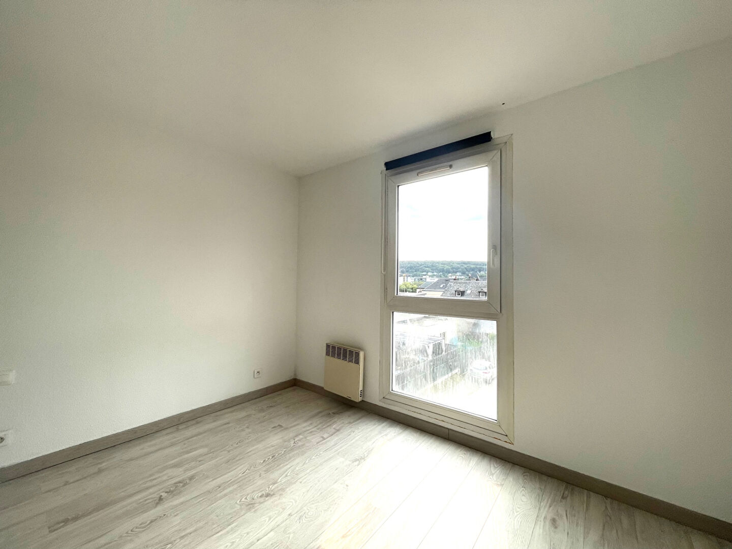 A LOUER T2 DEVILLE LES ROUEN.