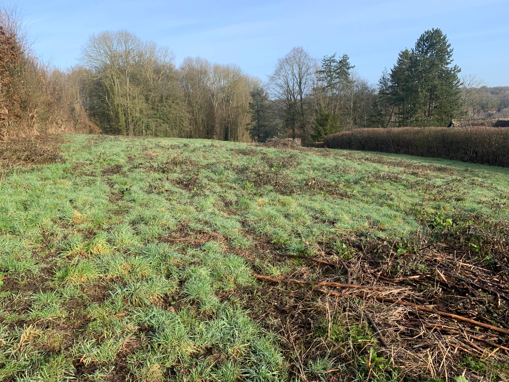 Terrain viabilisé CONSTRUCTIBLE, 4420m², 27370