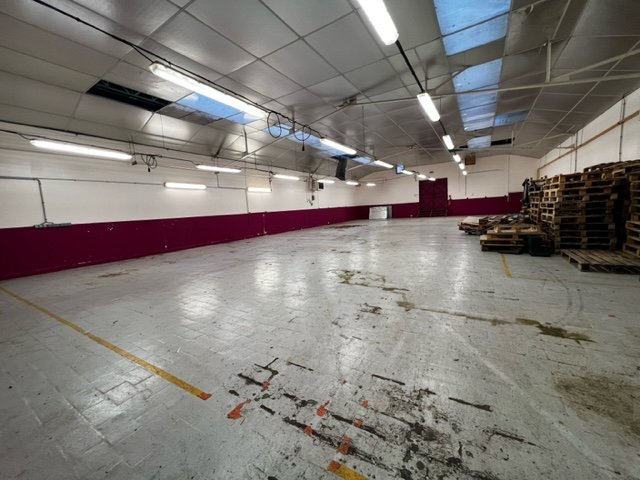 LOCAL COMMERCIAL A CAUDEBEC