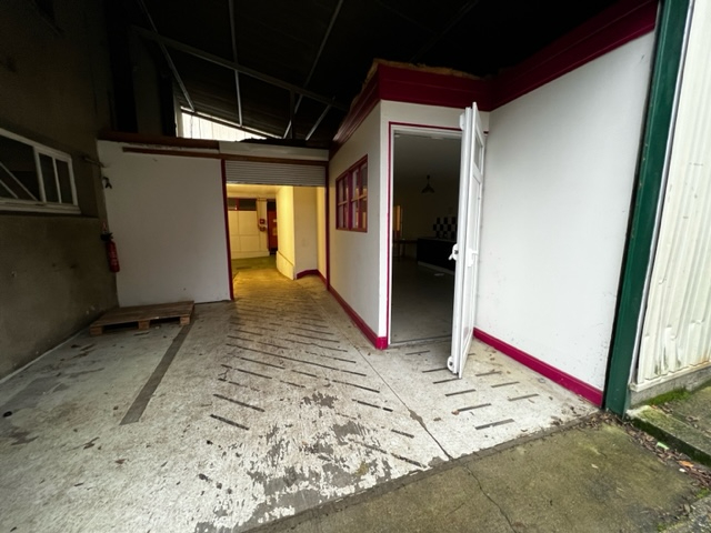 LOCAL COMMERCIAL A CAUDEBEC