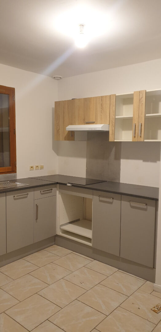 A louer BARC - Maison 4 pièces  avec grand jardin clos- Réf BARC-M