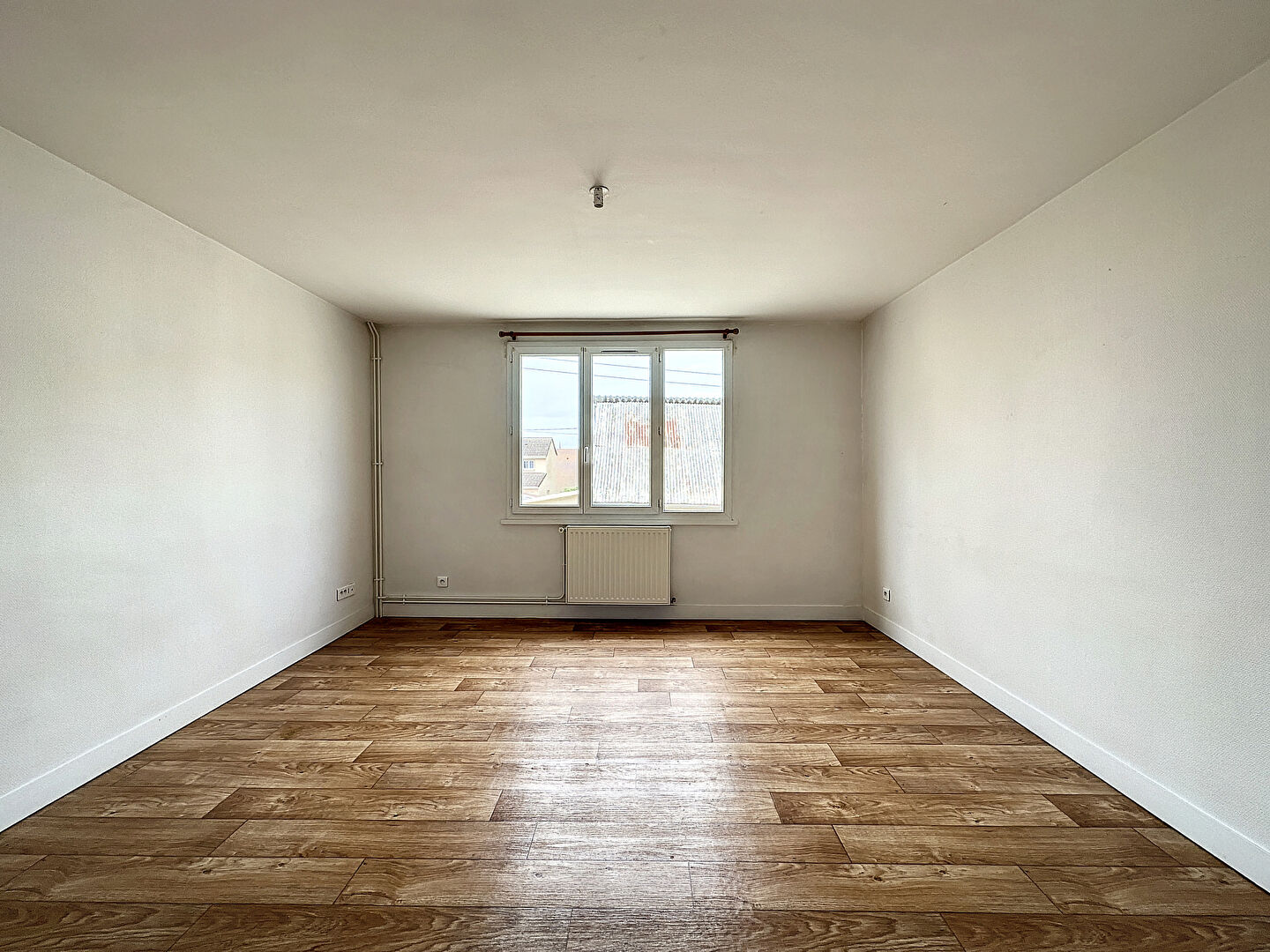 MAISON 3 pièces à OISSEL