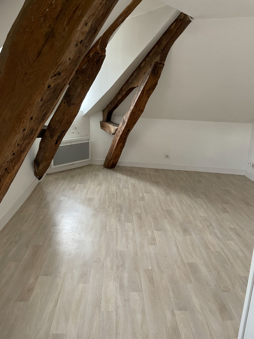 EVREUX centre ville - un appartement de type studio de 14.23 m²
